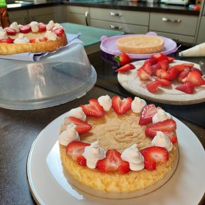 Gluten Free Victoria Sponge Gateau made with Genoise Sponge how to decorate