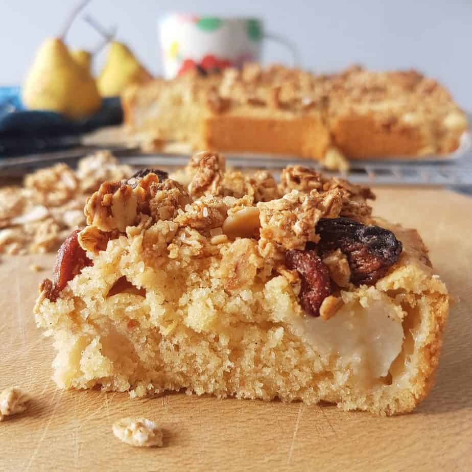 Easy Pear and Ginger Crumble Cake