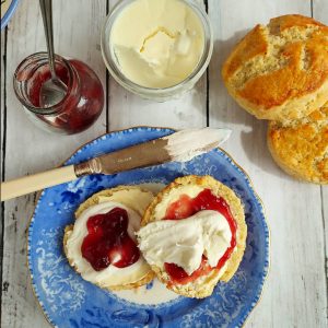 Vegan Clotted Cream - spread on two gluten free scones (Devon and Cornwall style)