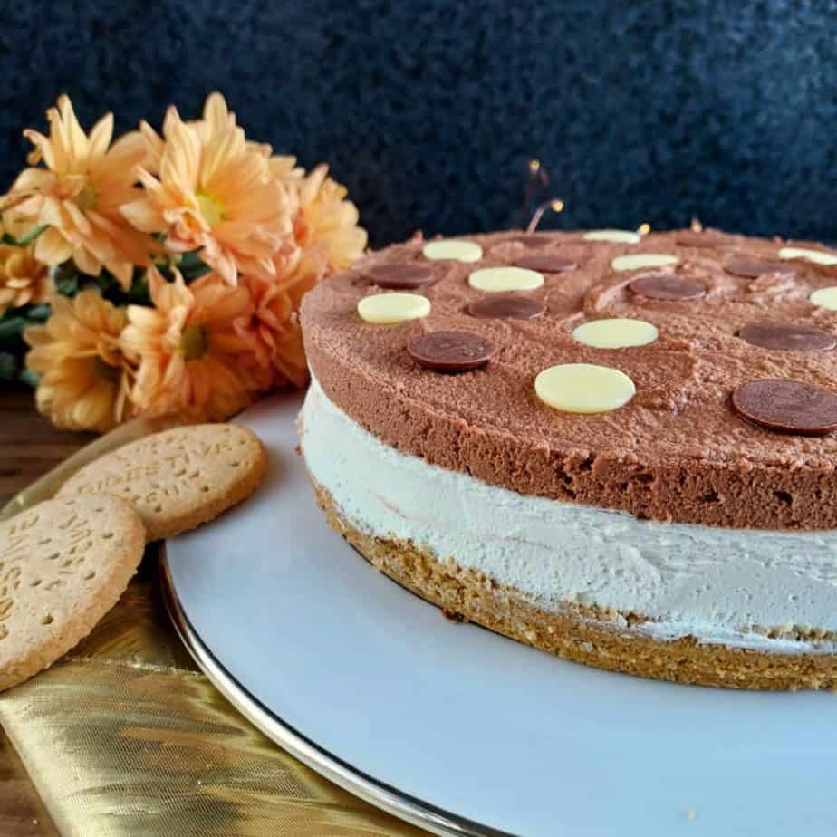 Double Chocolate Cheesecake made gluten free, dairy free and vegan
